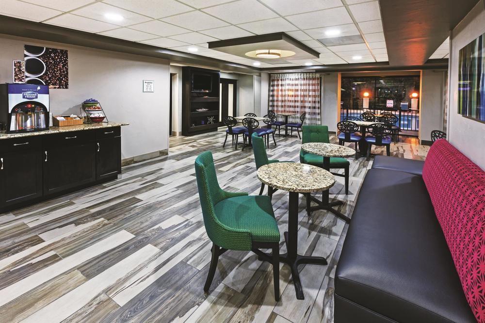 La Quinta By Wyndham Denison - North Lake Texoma Extérieur photo