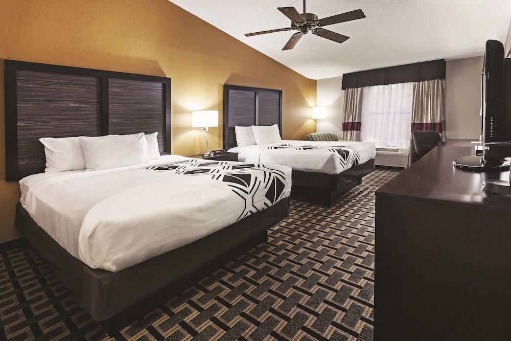 La Quinta By Wyndham Denison - North Lake Texoma Extérieur photo