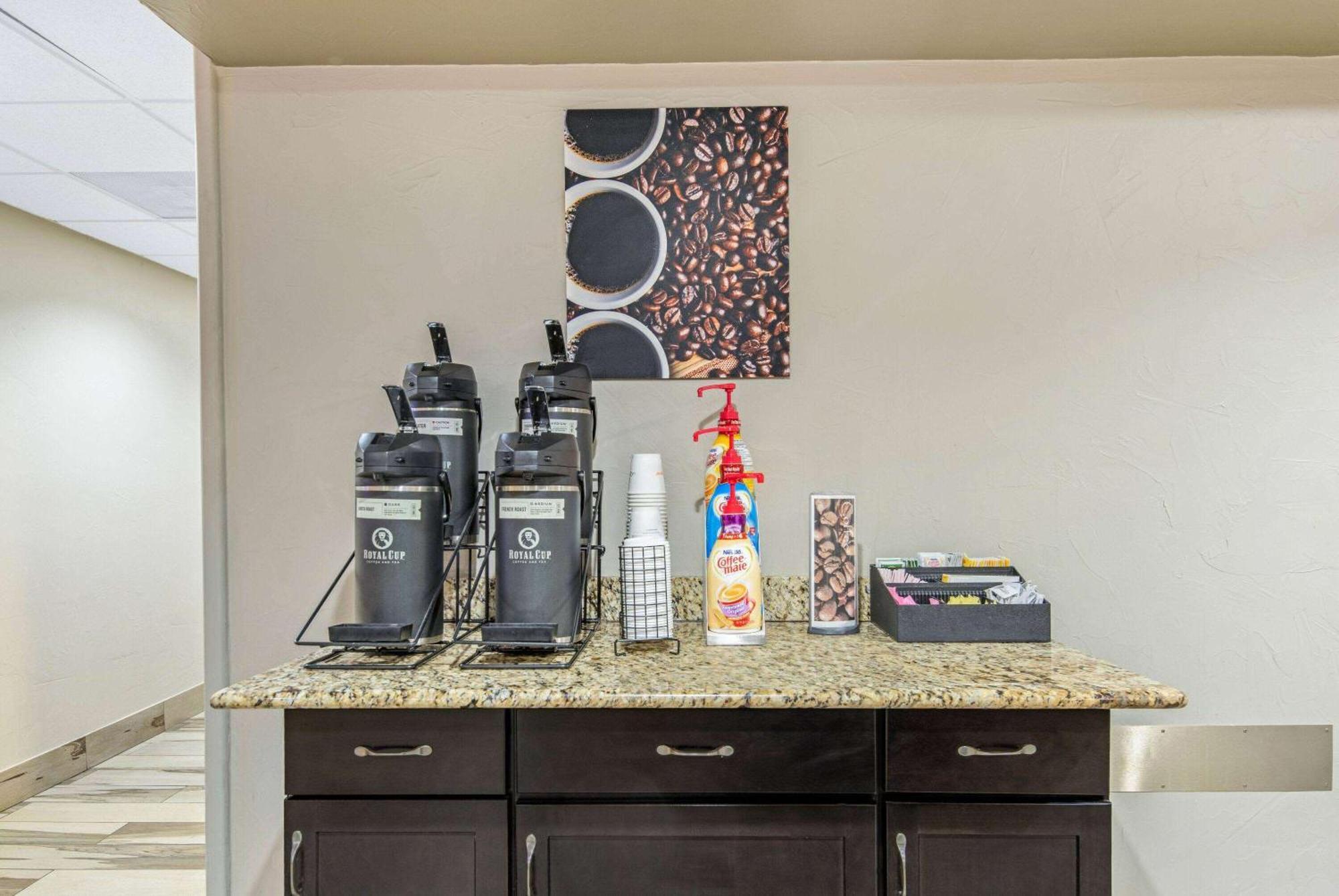 La Quinta By Wyndham Denison - North Lake Texoma Extérieur photo
