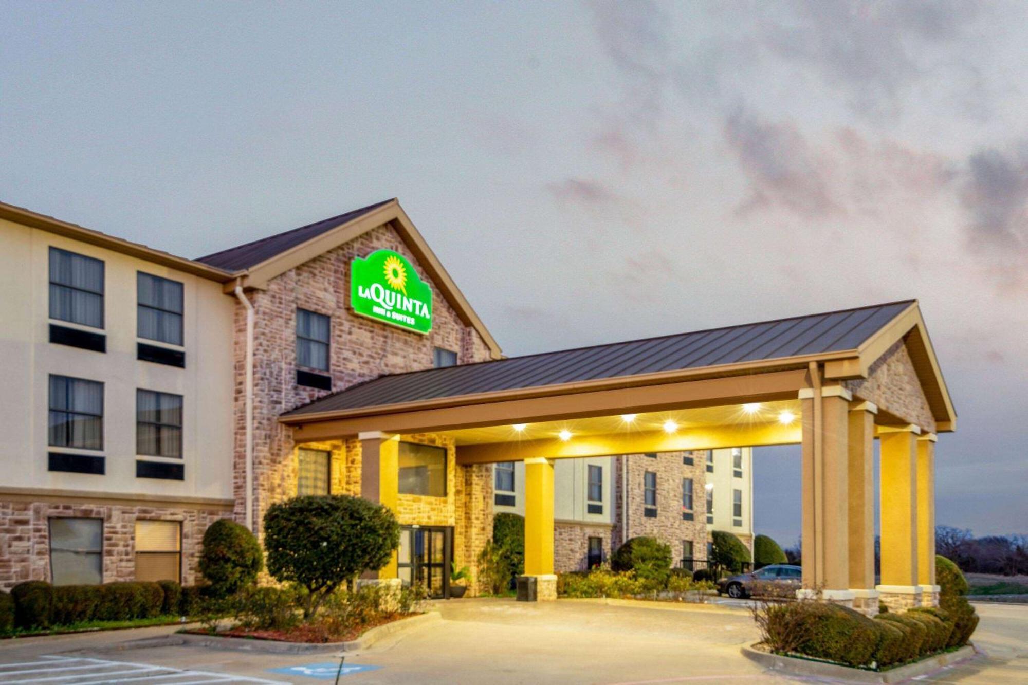 La Quinta By Wyndham Denison - North Lake Texoma Extérieur photo